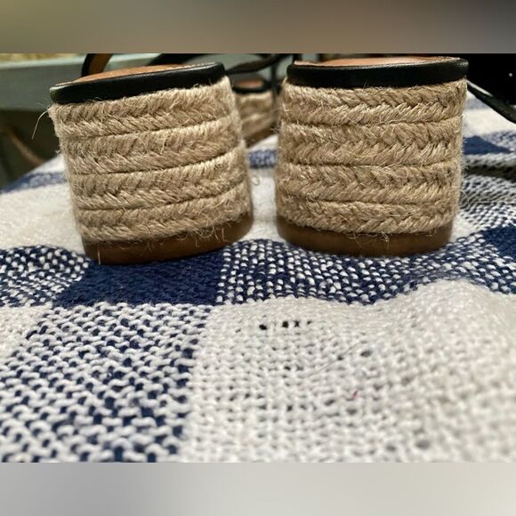 Never worn nice sandals by Ana in size 11 - Picture 2 of 3